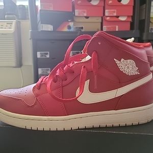 Jordan 1 mid 2.0